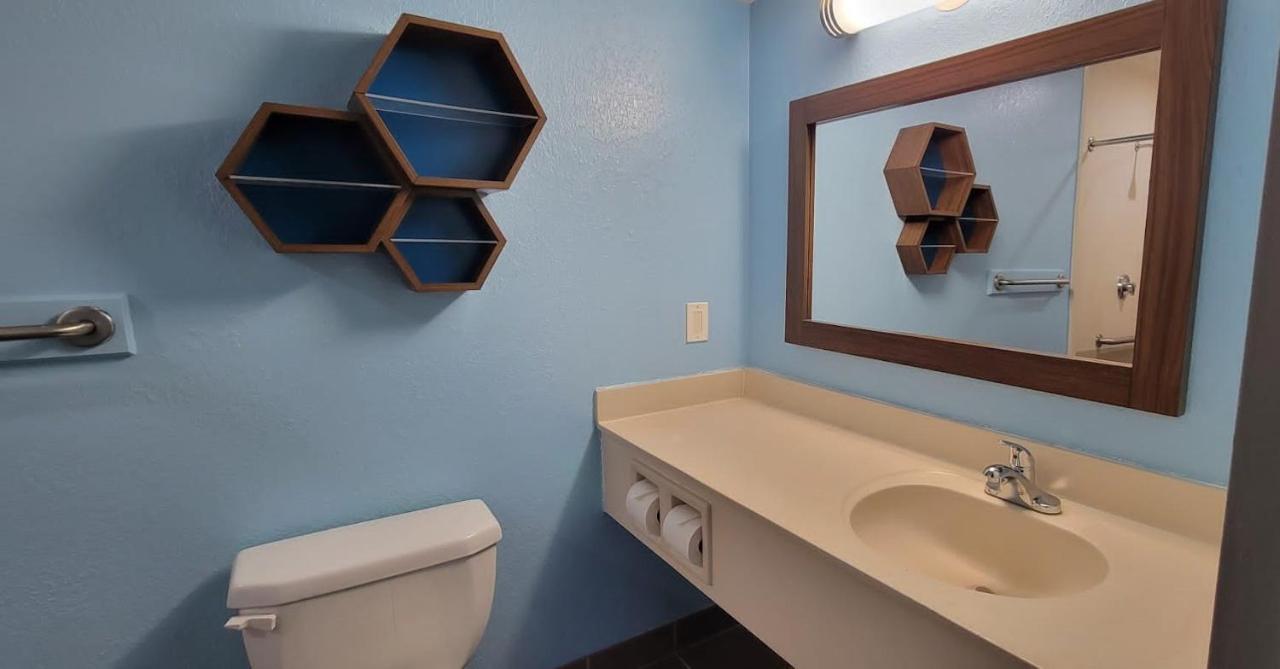 Hometowne Studios By Red Roof Egg Harbor-Atlantic City Airport Egg Harbor Township Zewnętrze zdjęcie